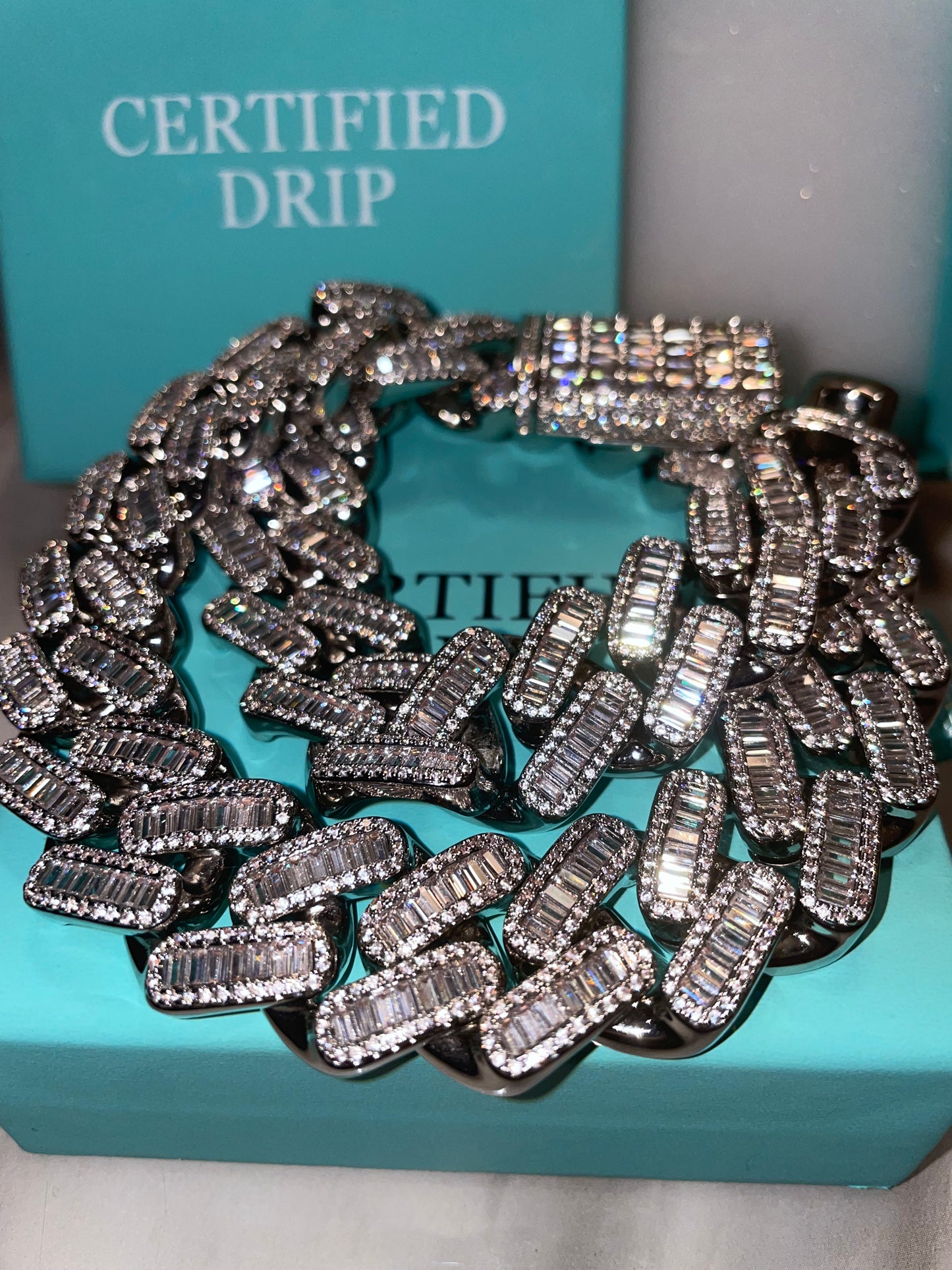 Image20mm Baguette Miami Cuban Chain in silver