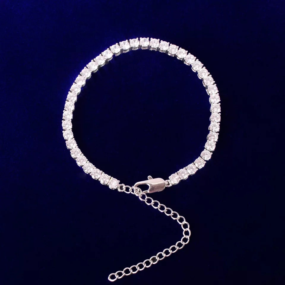 Image of silver 4mm tennis anklet bracelet.