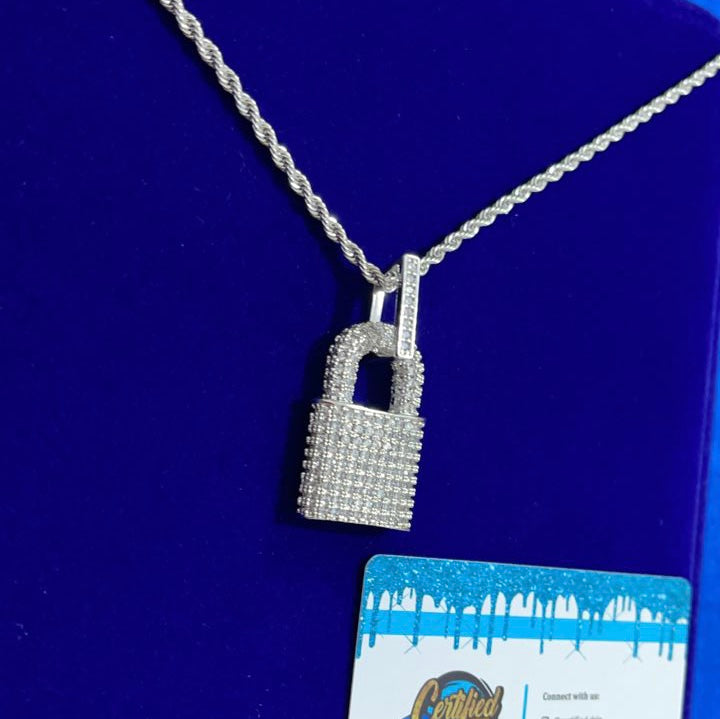 Icy lock pendant